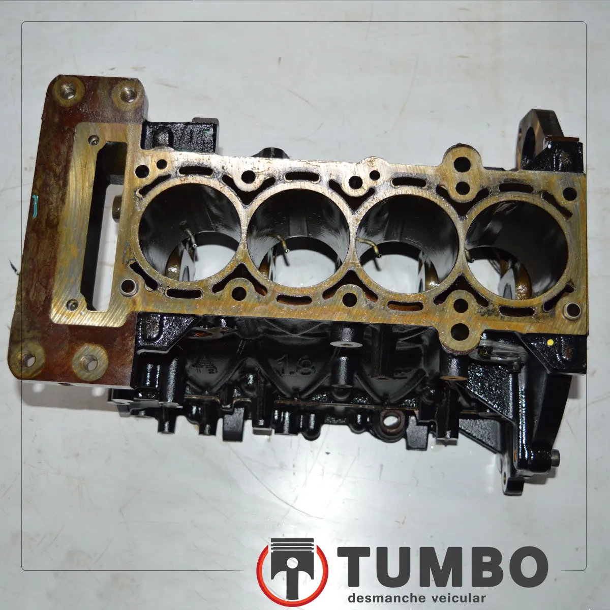 Bloco do motor do Fiat Bravo 1.8