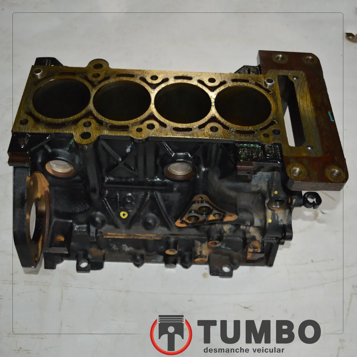 Bloco do motor do Fiat Bravo 1.8