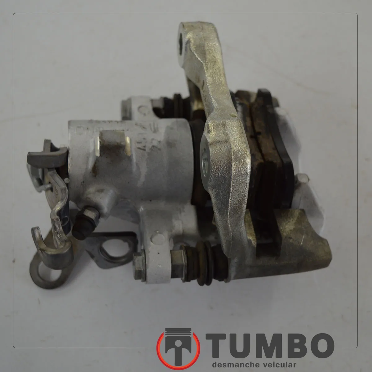 Pinça de freio esquerda do VW Jetta 2.0 11/12