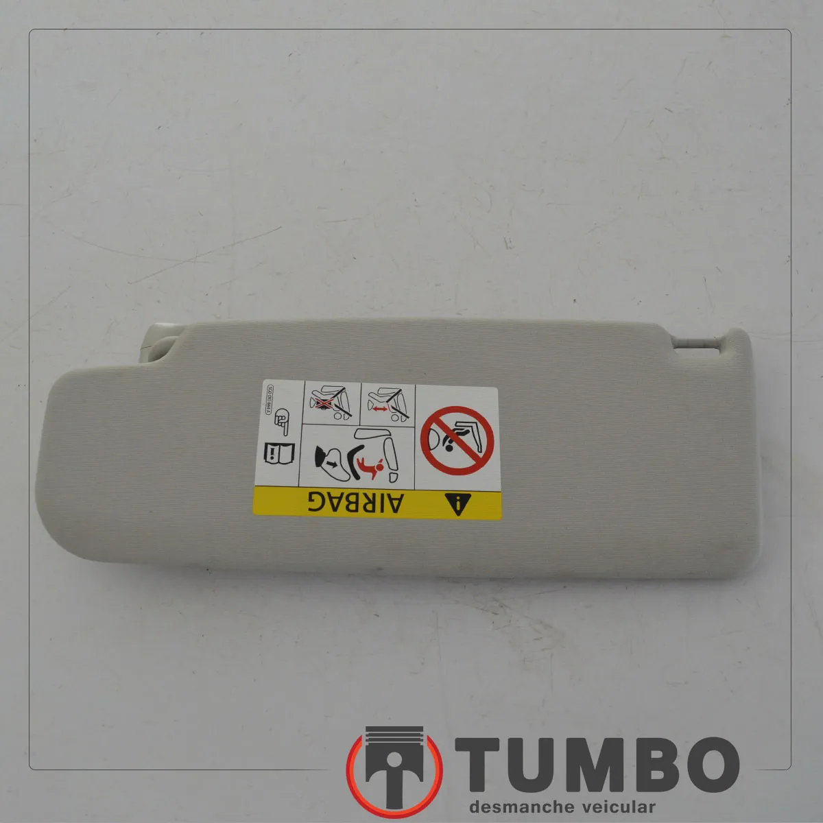 Tapa sol direito do VW UP 1.0