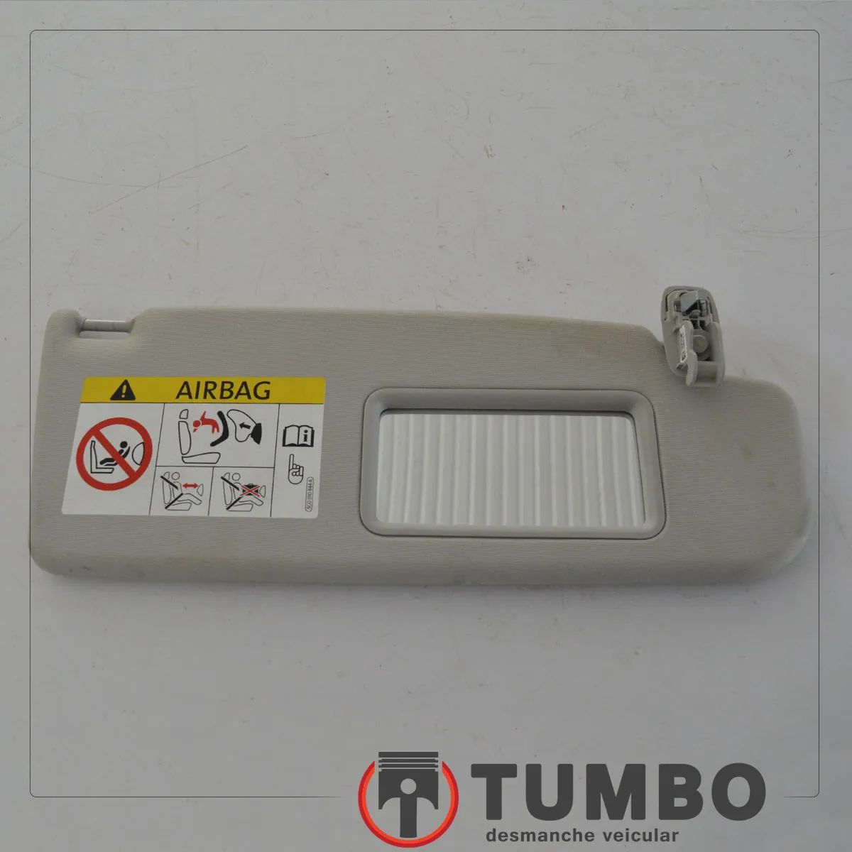 Tapa sol direito do VW UP 1.0