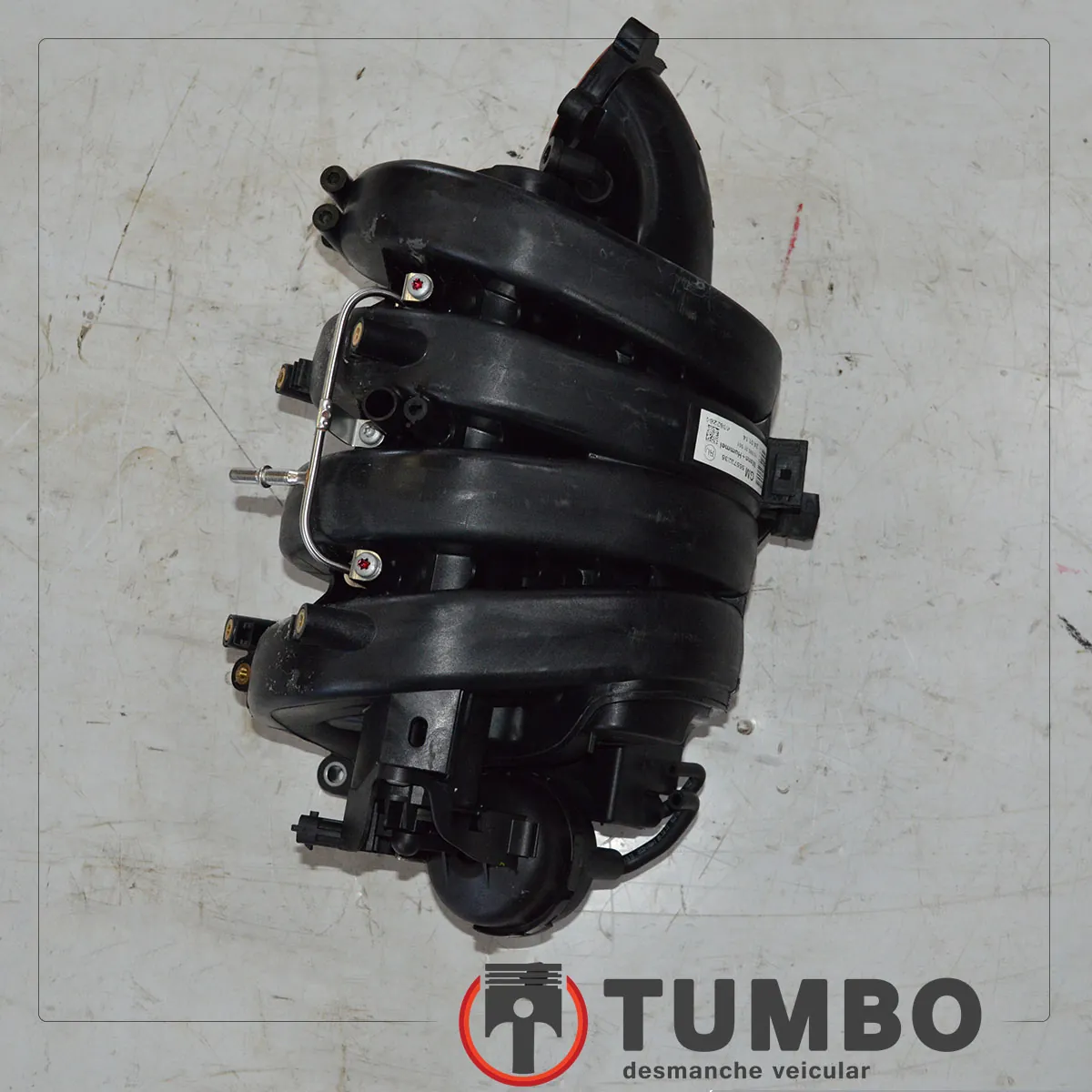 Coletor de admissão Tracker LTZ 1.8 2014/...
