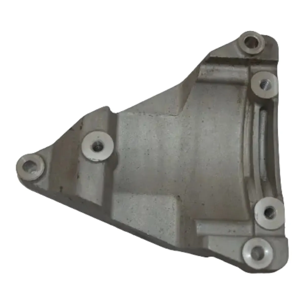 Suporte compressor do ar condicionado Tracker 1.8 flex 2014