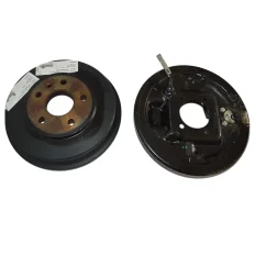 Conjunto de freio e tambor direito Tracker 1.8 flex 2014 aut.