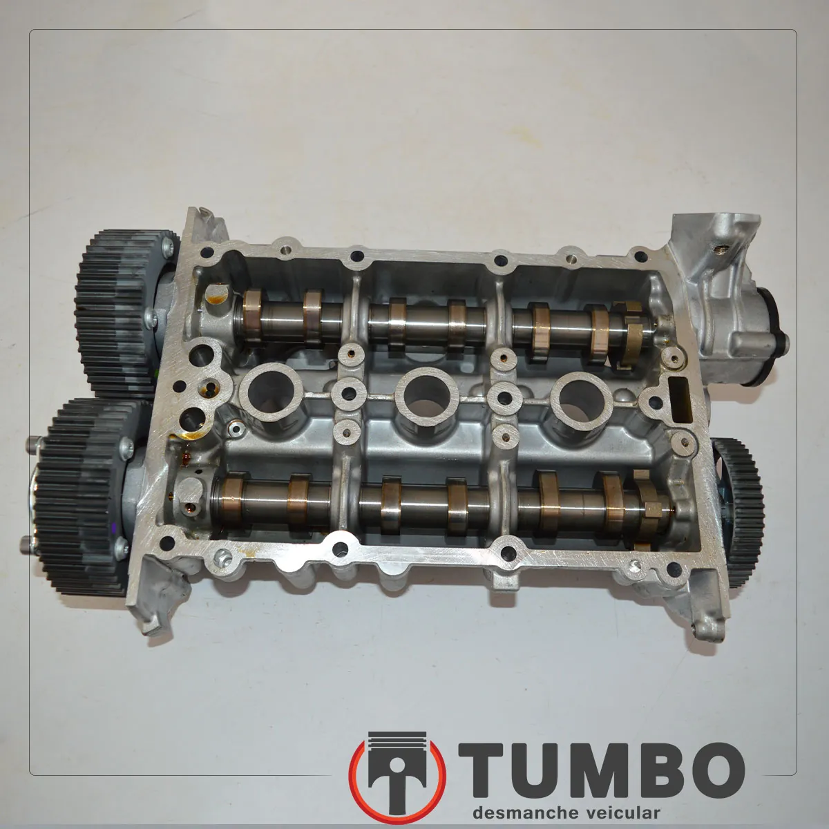 Tampa com comando de válvula do Up 1.0 TSI