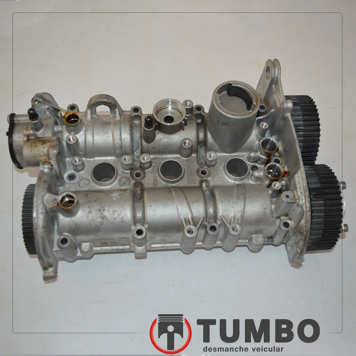 Tampa com comando de válvula do Up 1.0 TSI