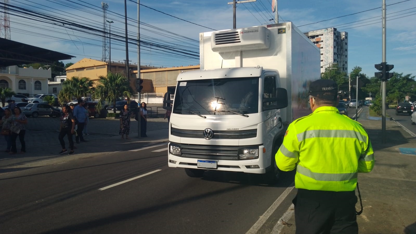 IMMU autuou 145 motoristas de caminhões que trafegavam pela faixa da esquerda neste ano