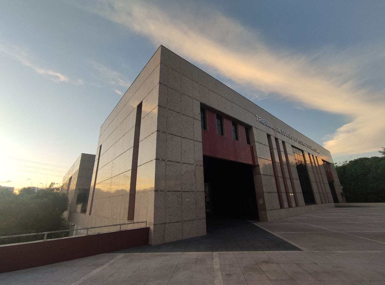 TCE-AM atualiza sistema de prestação de contas; inadimplentes caem para 7