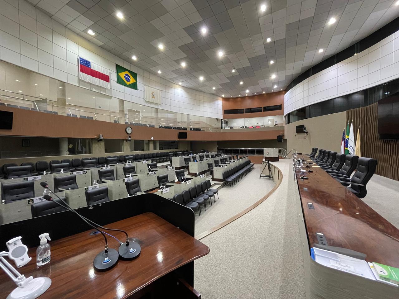 CMM avalia pedido da UEA sobre possibilidade de mudança na data de provas do concurso