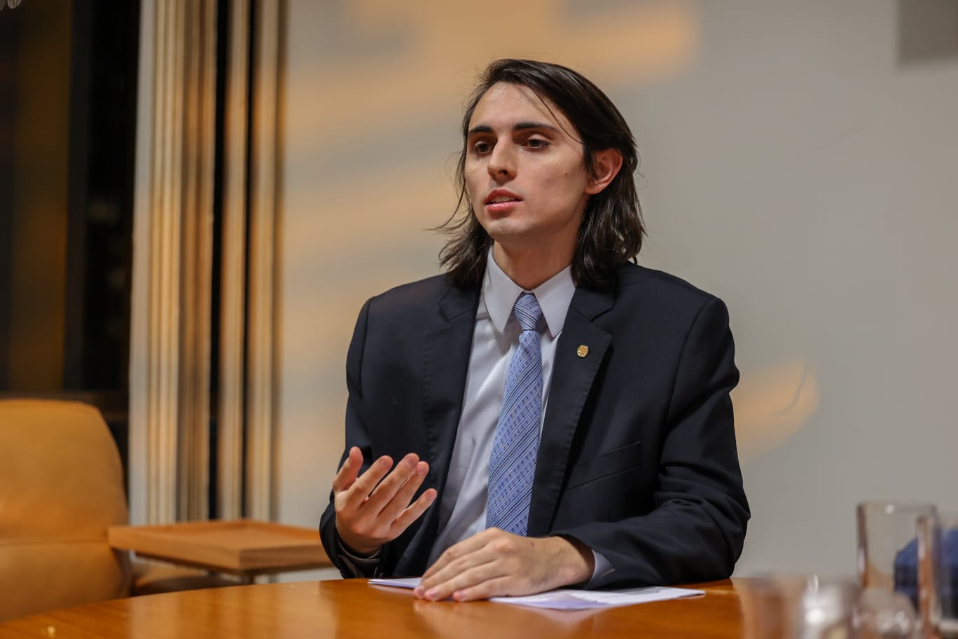 Projeto prevê destinar verba das bets a políticas para pessoas com deficiência