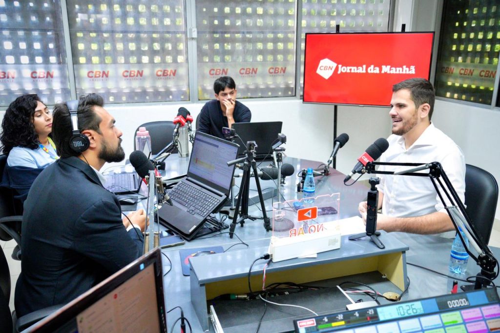 Renato Junior nomeia Arone Bentes para Semed e define prioridades de gestão