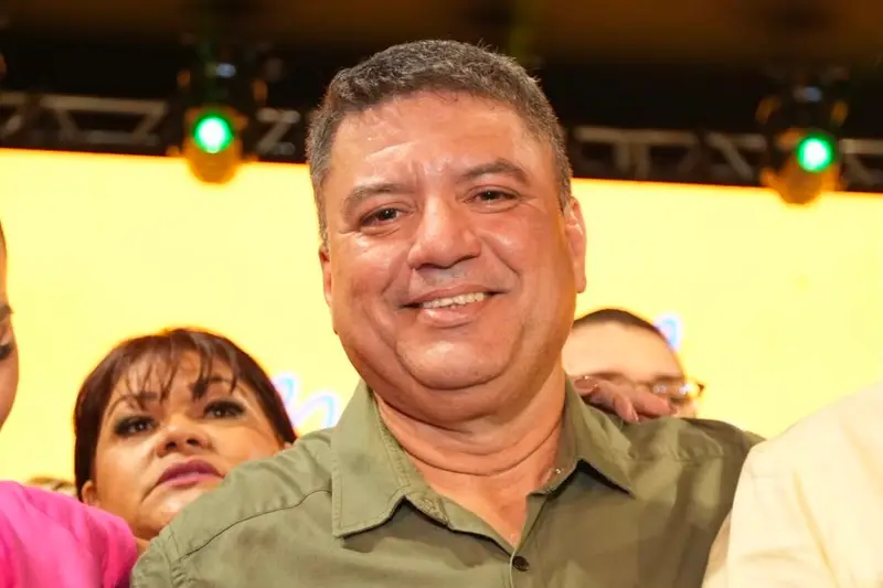 PL oficializa Coronel Aníbal como vice na chapa de Maria do Carmo