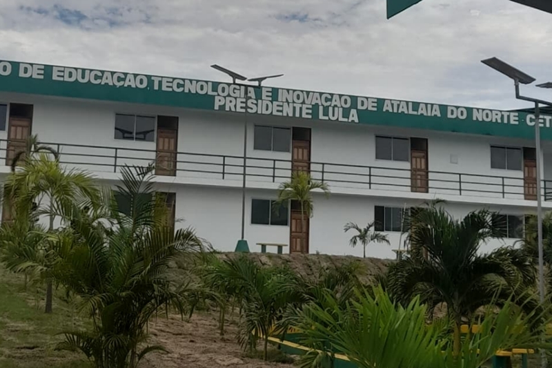 Justiça Eleitoral veta uso do nome “Presidente Lula” em centro público de Atalaia do Norte