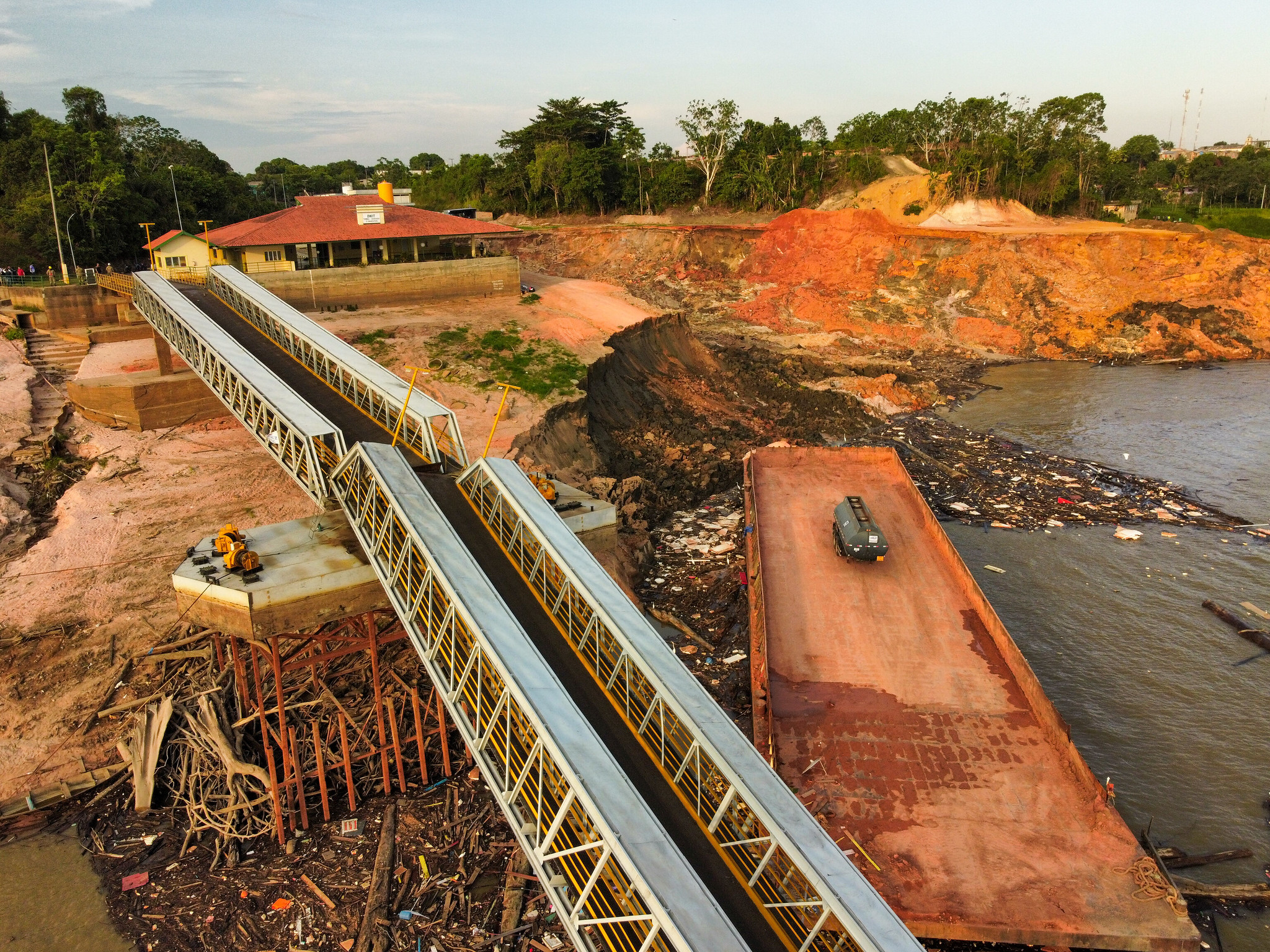 MPF apura suposta omissão do Dnit em resolver irregularidades em portos fluviais do Amazonas