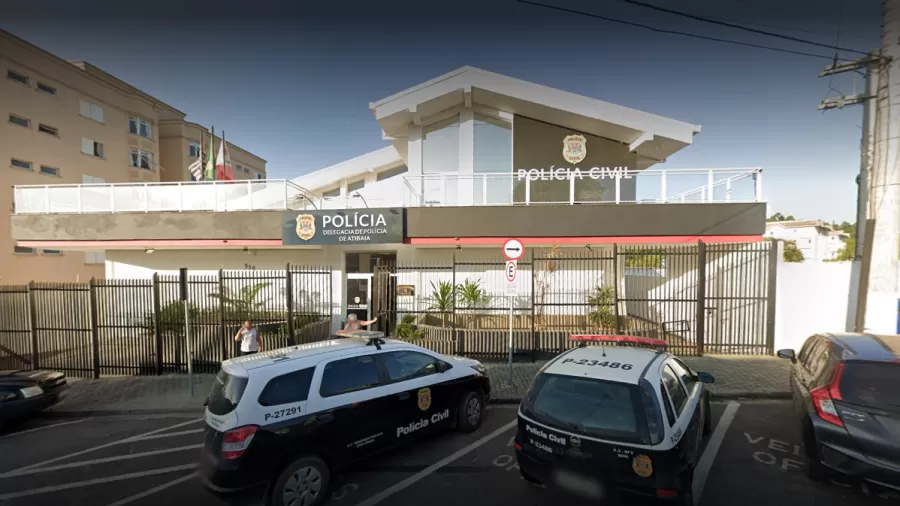 Mulher corta pênis de marido e joga na privada após descobrir traição