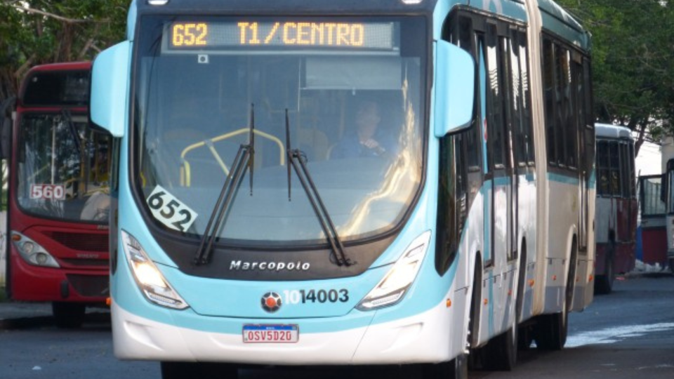 Homem é preso por roubar grávida dentro da linha de ônibus 652, em Manaus