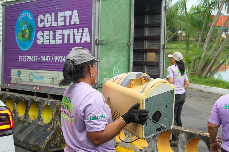 Prefeitura realiza coleta de eletroeletrônicos e eletrodomésticos usados