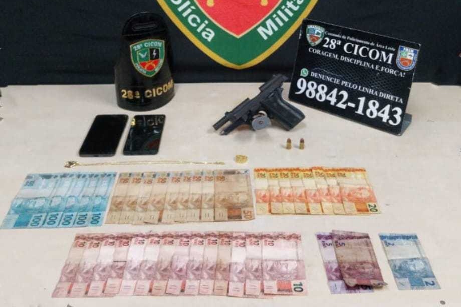 Após trocar tiros com PMs, homem é preso com arma de fogo e mais de R$ 1 mil