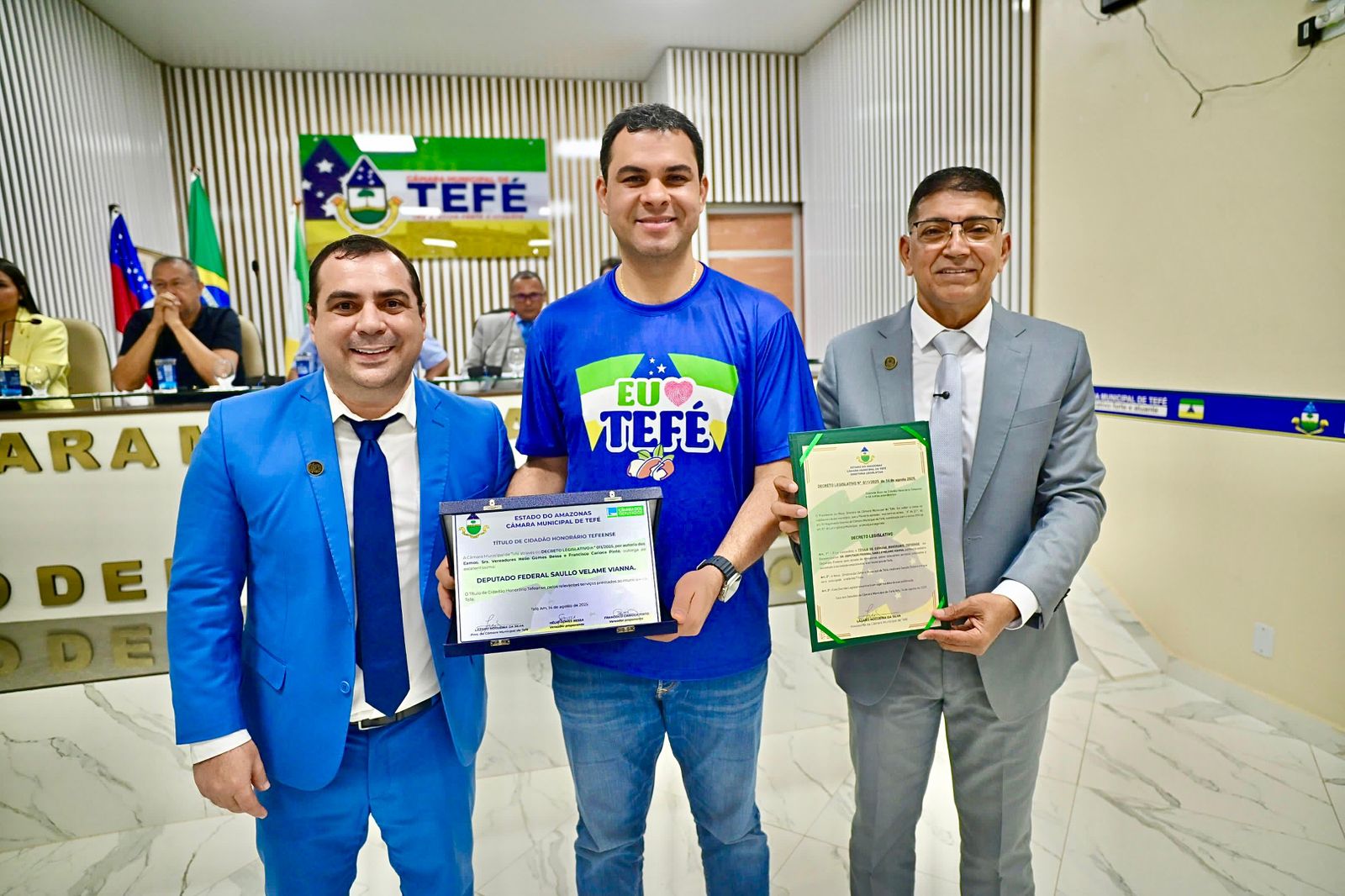 Saullo Vianna recebe Título de Cidadão Tefeense e reafirma compromisso com município