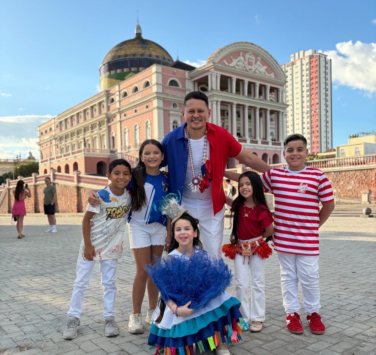 Programação gratuita do Toada Kids reúne itens mirins no Largo de São Sebastião