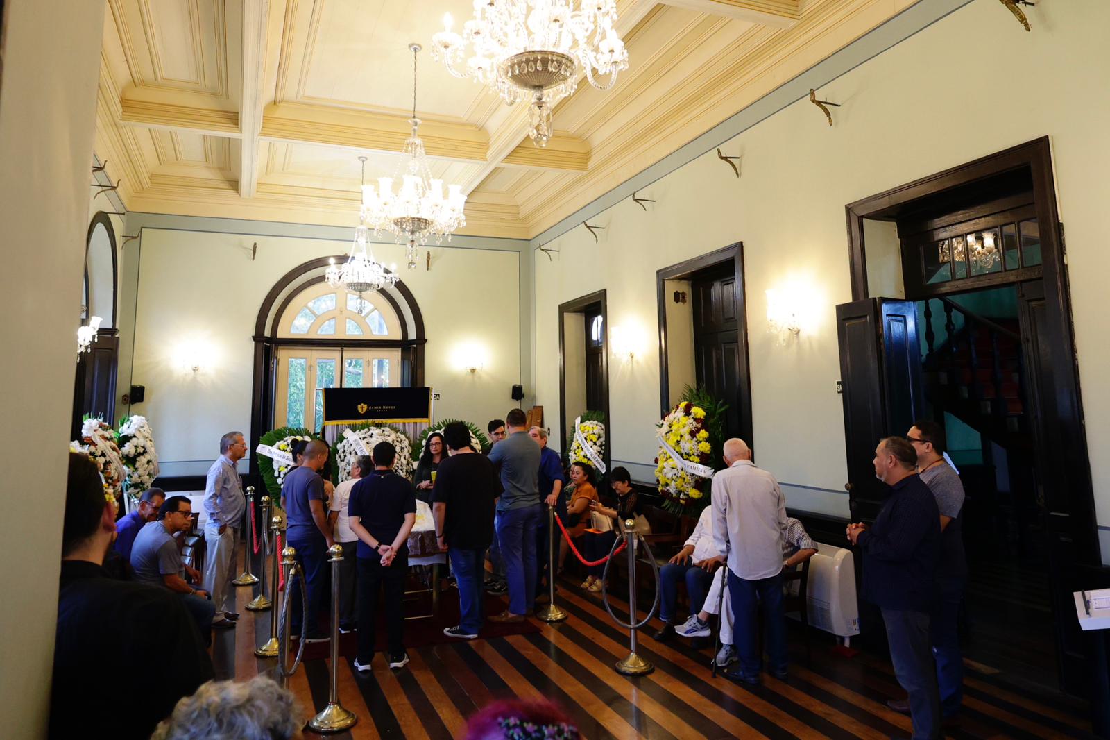 Velório do escritor Márcio Souza acontece no Centro Cultural Palácio Rio Negro