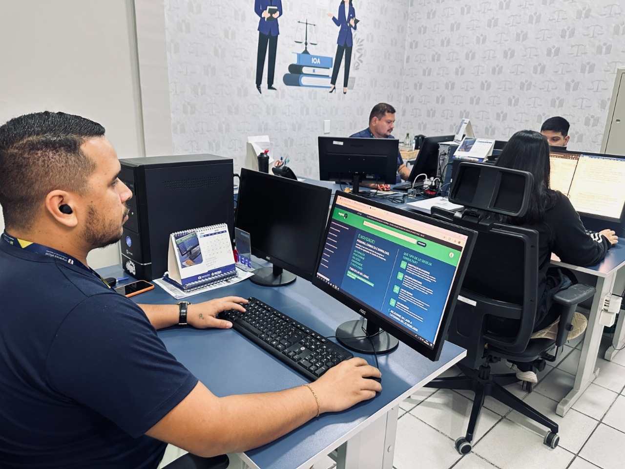 Plataforma Legisla.AM completa quatro anos com acervo de 12 mil normas do Amazonas