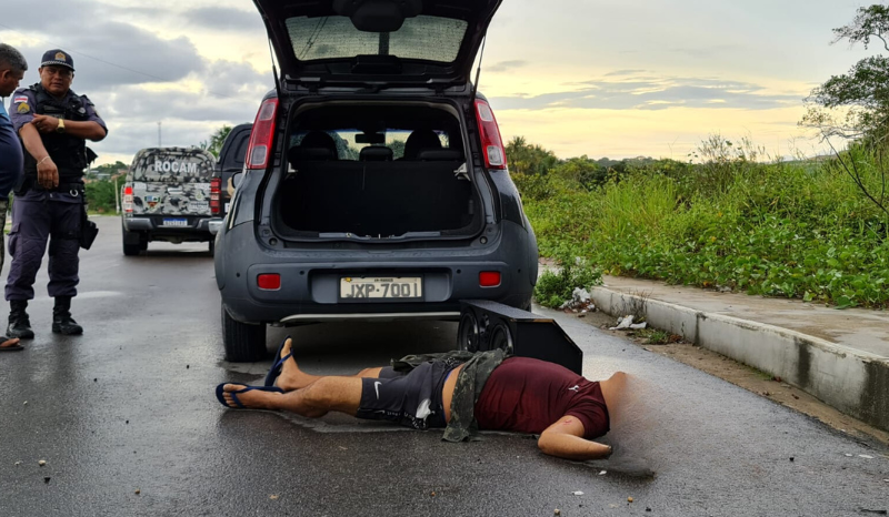 Vídeo: Borracheiro cai em armadilha e é morto com 10 tiros em Manaus