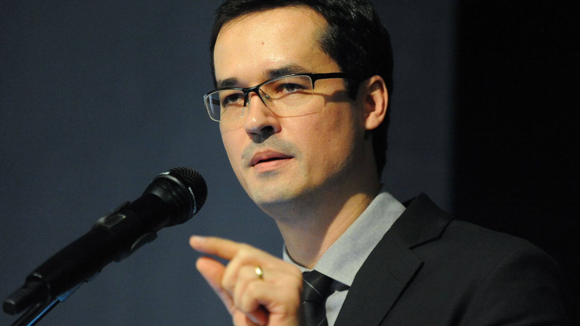 Deltan Dallagnol recorre ao STF para suspender cassação do mandato