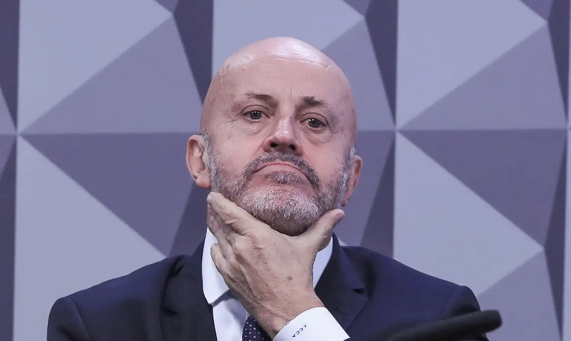 André Mendonça manda soltar filho do "Careca do INSS"