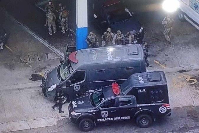 Ônibus é sequestrado na Rodoviária do Rio