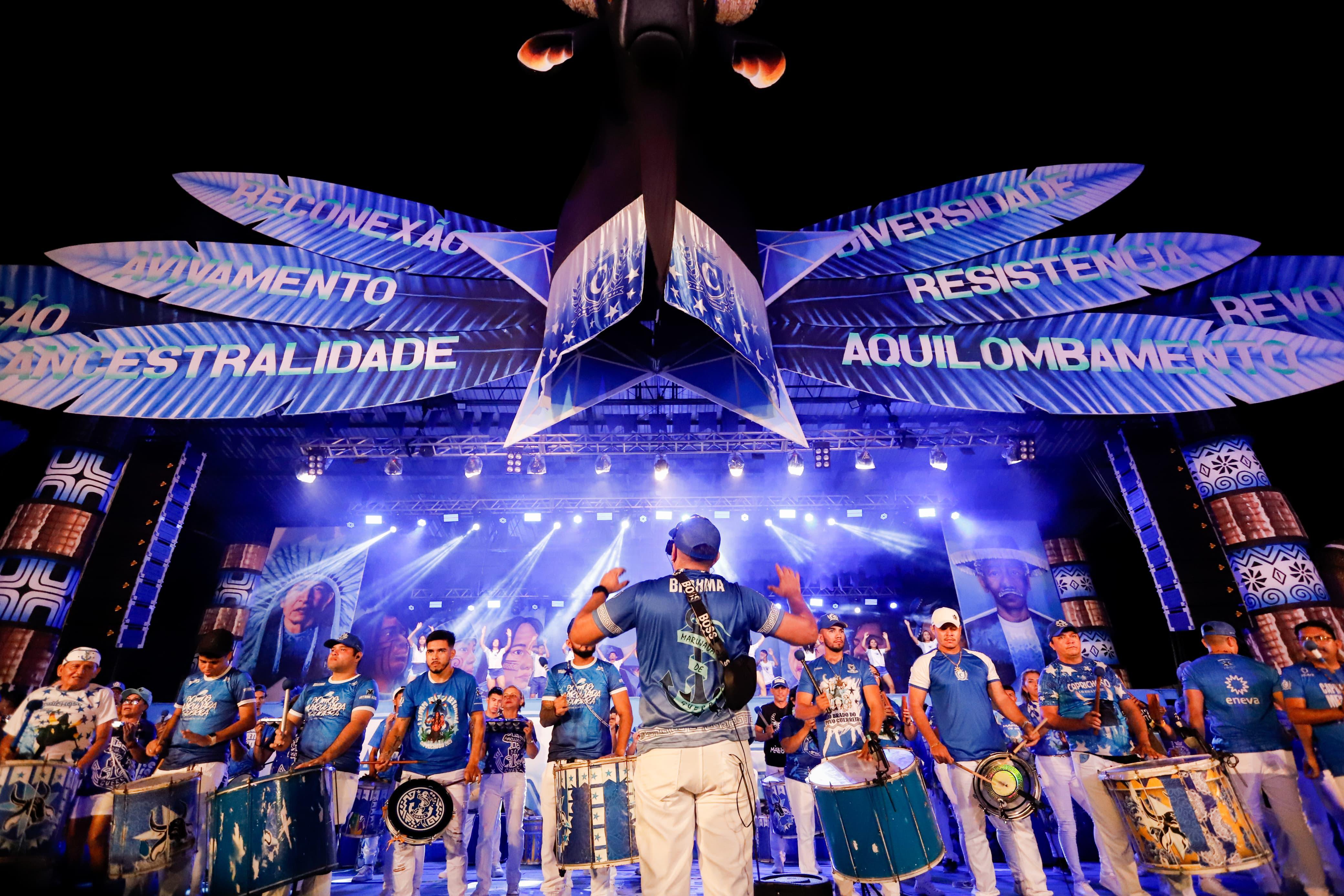 Ensaio Show do Caprichoso aquece torcedores para o Boi de Rua 2025