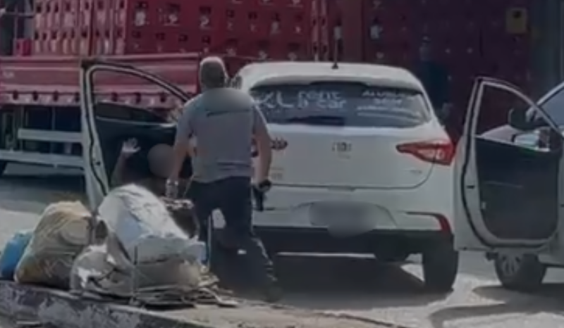 Vídeo: investigador da PC-AM atira contra motorista durante briga de trânsito