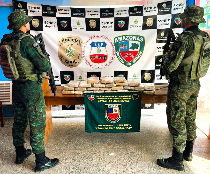 Mais de 27 quilos de maconha são apreendidos em malas no Porto de Japurá