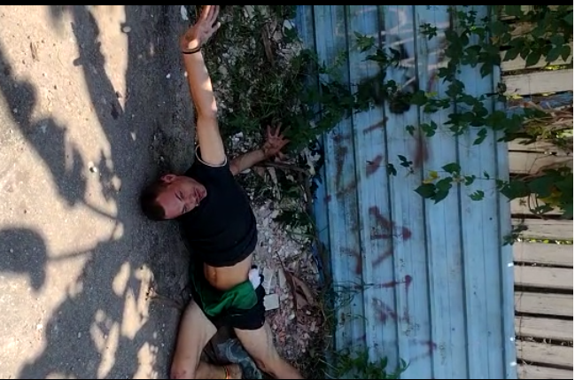 Vídeo mostra homem se 'entortando' sob efeitos da chamada 'droga zumbi'