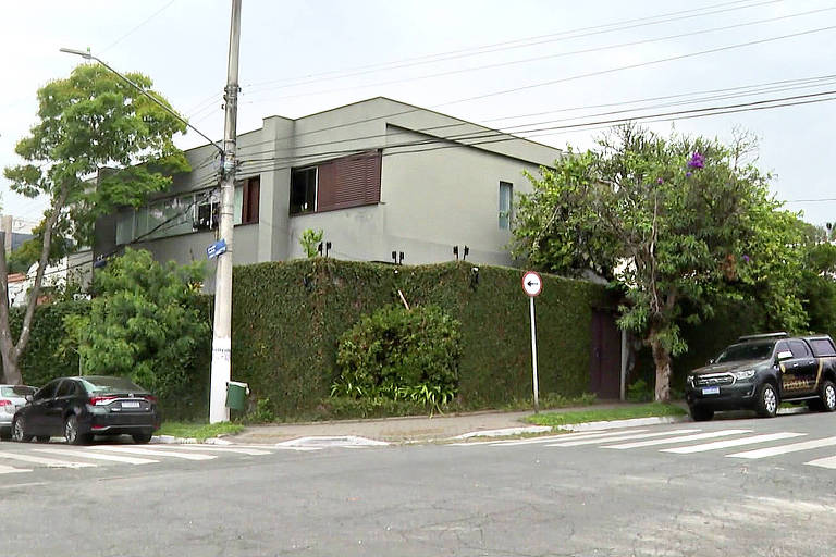 Haddad tem casa invadida em São Paulo