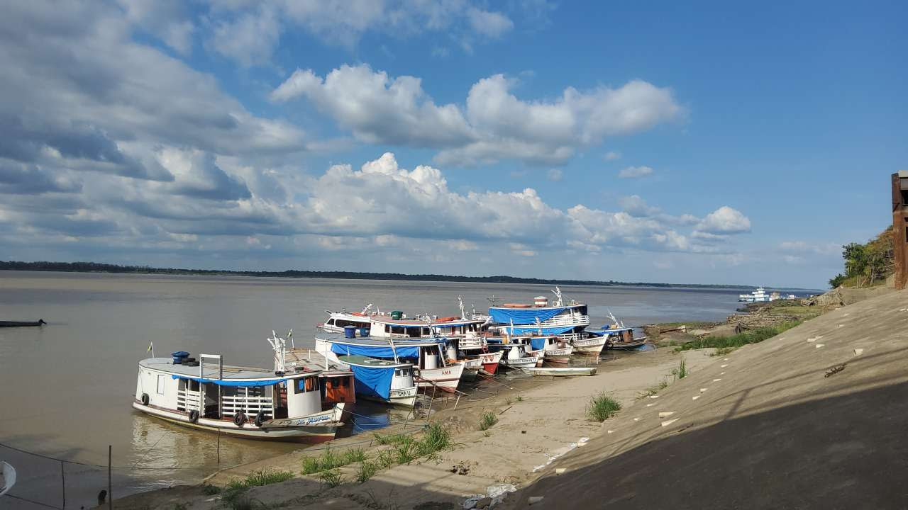 Rio Negro atinge 25,86 m em Manaus e Solimões mantém descida dentro da normalidade
