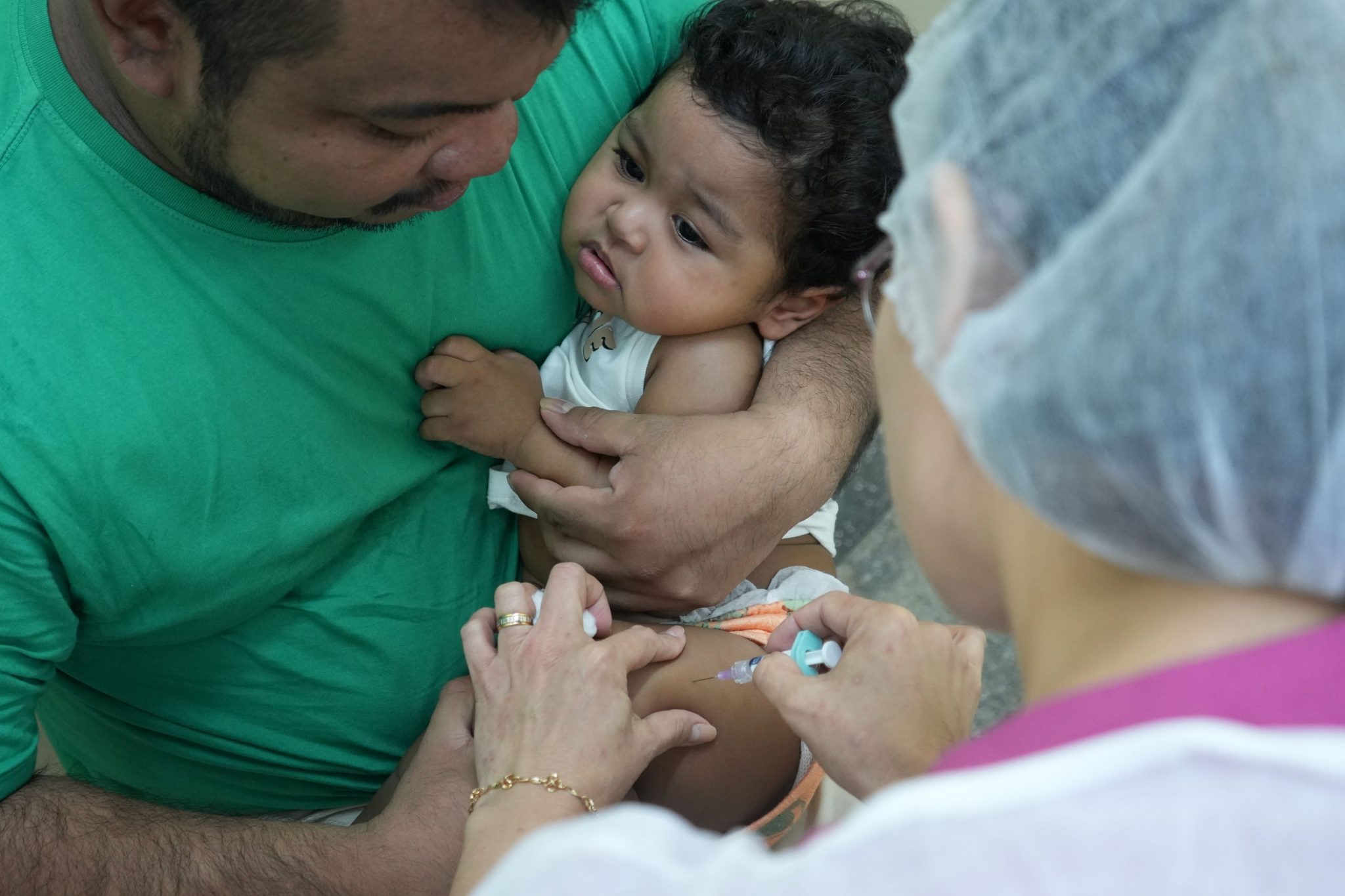 Multivacinação com oferta de doses em mais de 170 salas até terça-feira