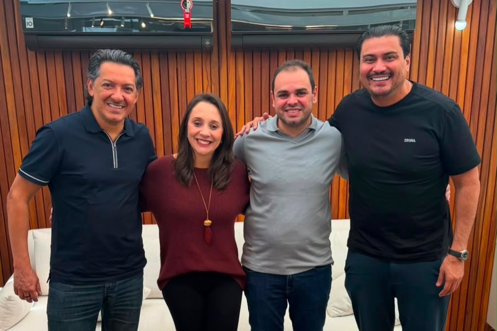 Podemos oficializa apoio à pré-candidatura de Roberto Cidade