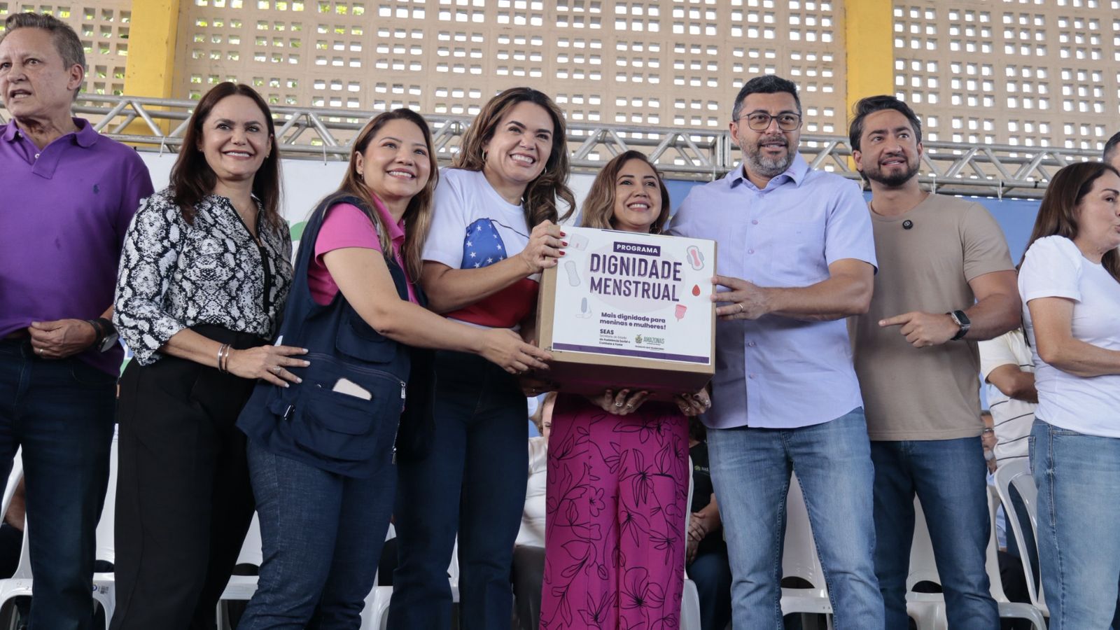 Dignidade Menstrual: Programa entrega 82 mil absorventes para meninas e mulheres em 2025