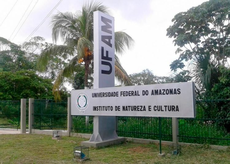 Ufam lança concurso público com 42 vagas com salários de até R$ 6,3 mil; confira os cargos