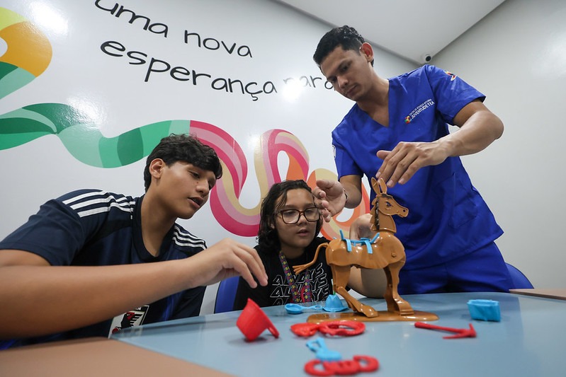 “Fico muito feliz por ter esse espaço”, diz mãe atípica sobre Centro de Atenção Integral Juventude TEA