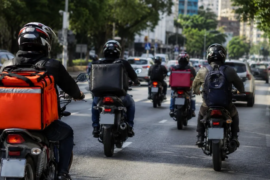 Governo amplia crédito para motociclistas de aplicativos