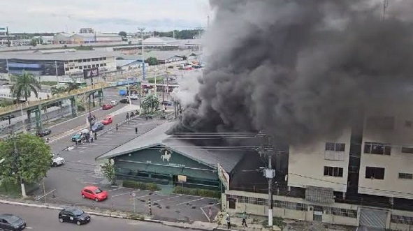 Incêndio no Tropeiro