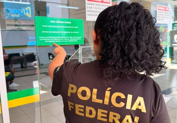 Polícia Federal fiscaliza agências bancárias de Parintins