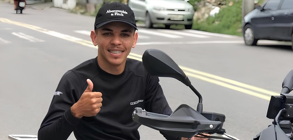 Defesa pede liberdade de Lucas Picolé, alegando que ele pensa em se suicidar