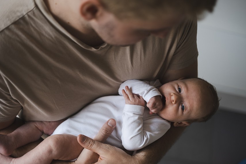 Lula sanciona lei que amplia licença-paternidade