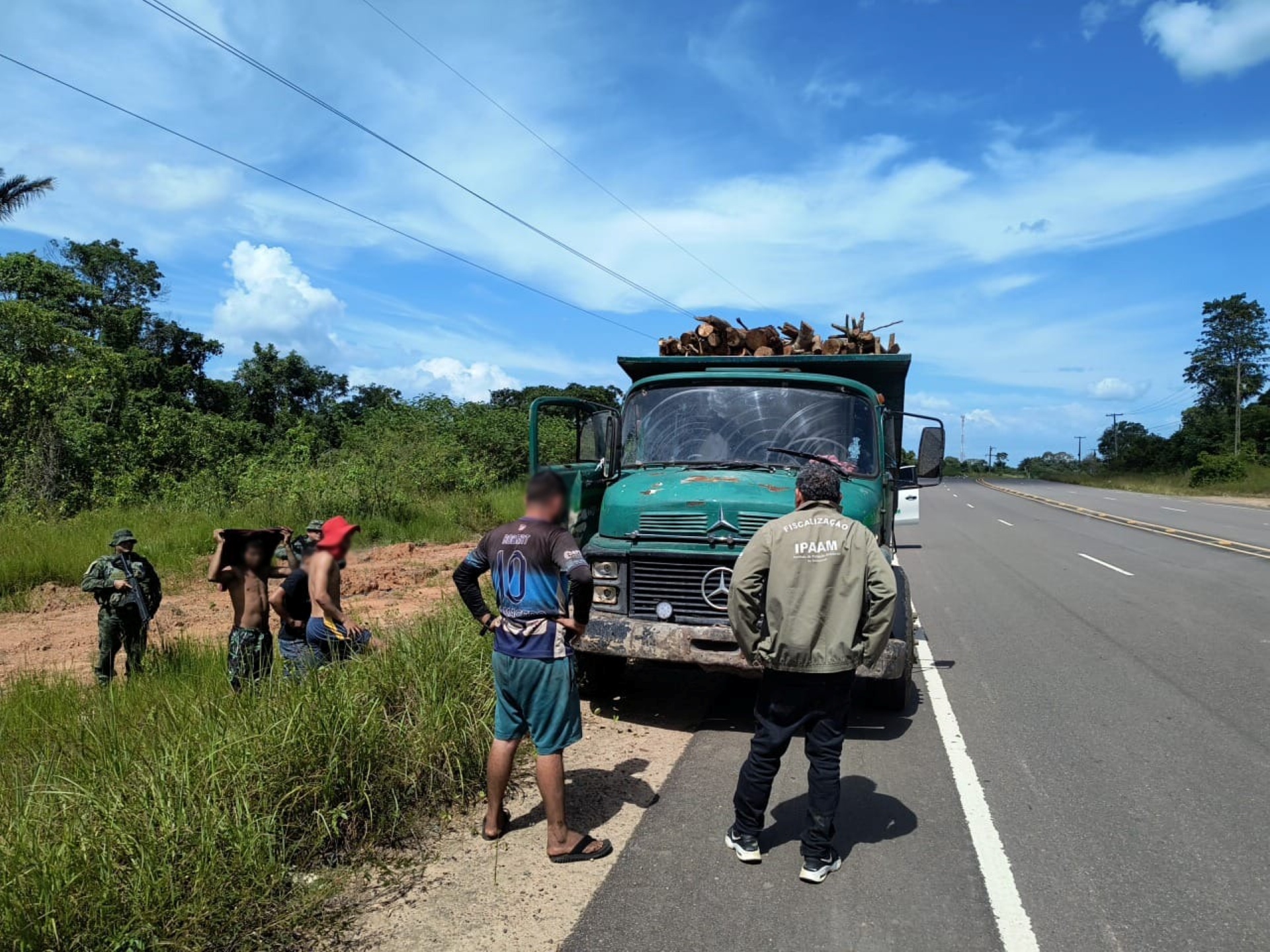 Operação ambiental aplica R$ 22 mil em multas na Região Metropolitana de Manaus