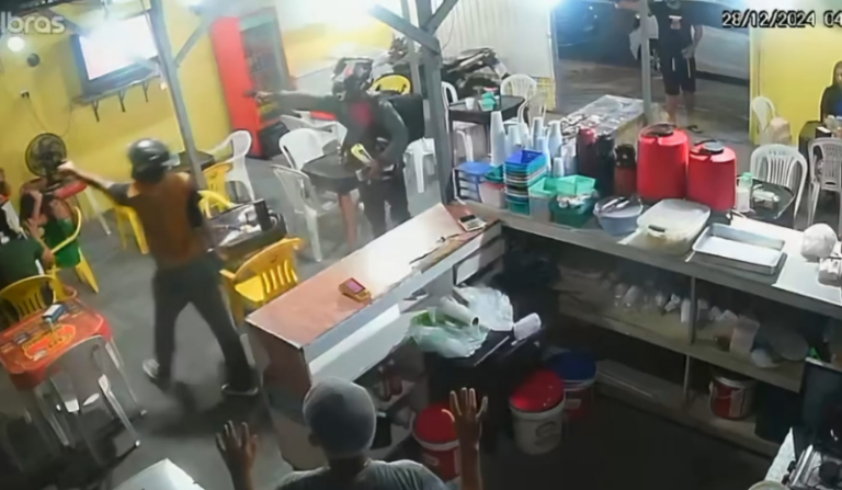 Vídeo: suspeitos de assaltar a café regional no Alvorada são presos
