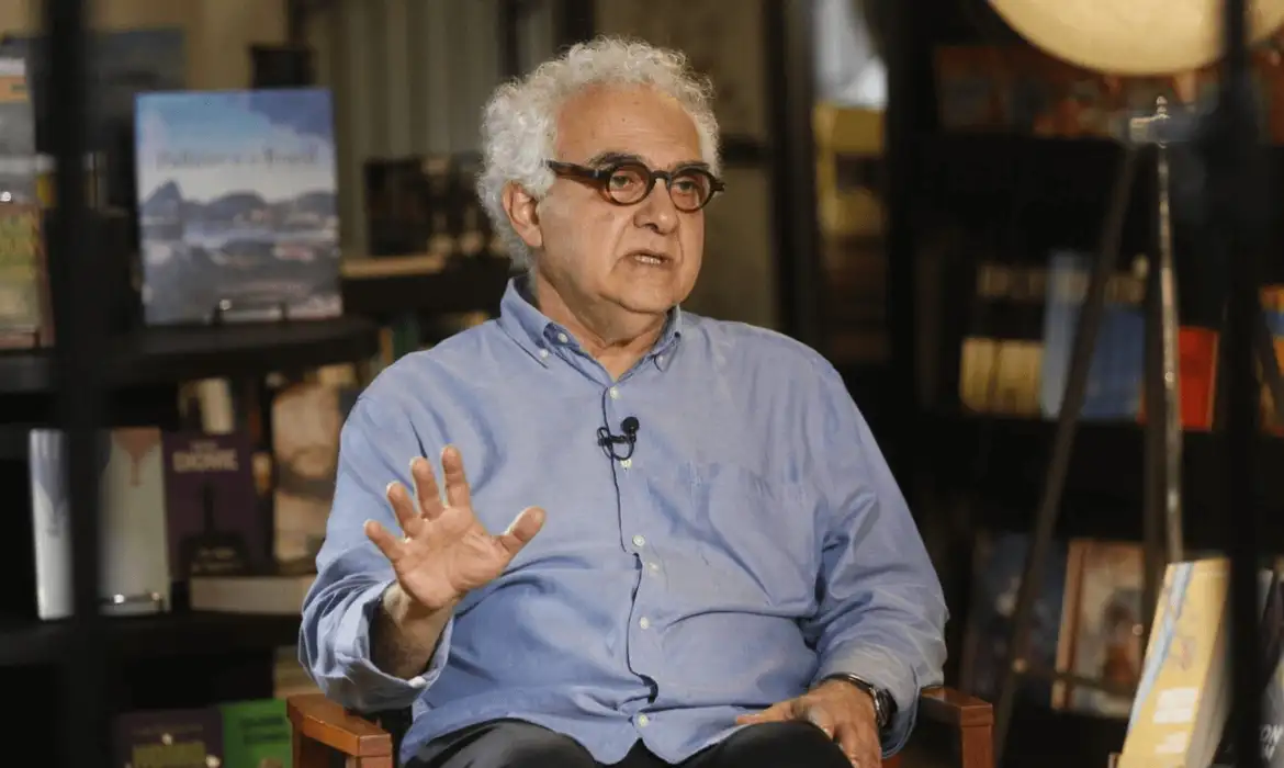 Milton Hatoum é eleito para a Academia Brasileira de Letras