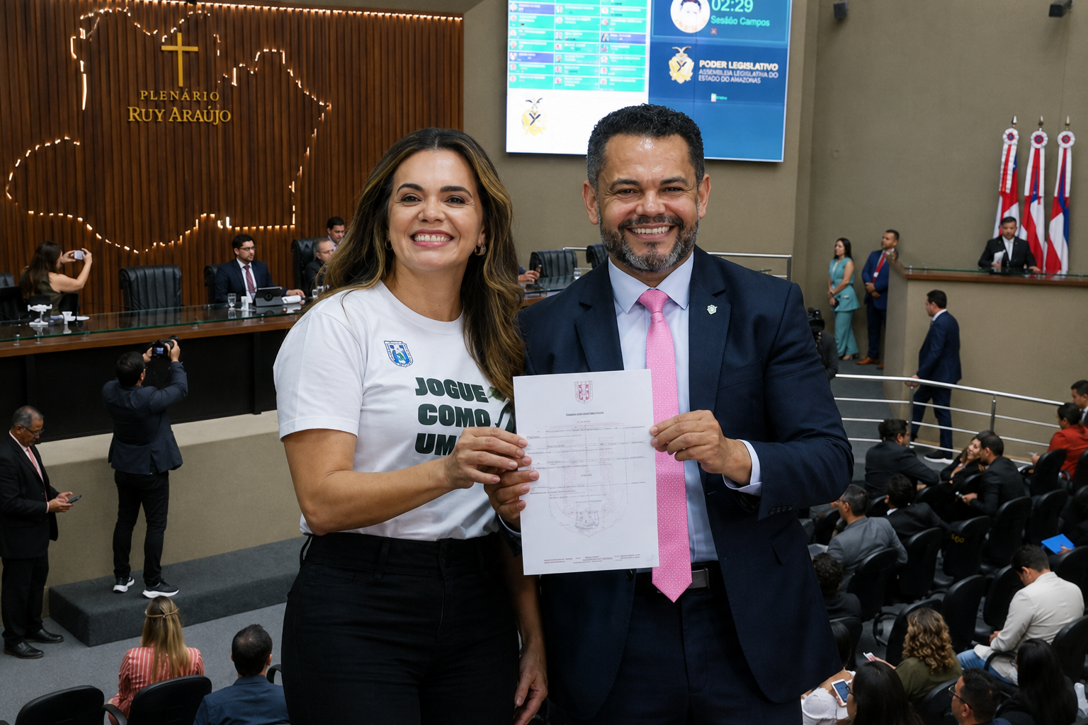 Rozenha defende Alessandra Campelo como vice de Omar Aziz